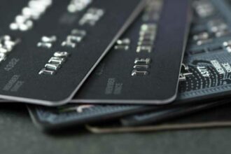 Schwarze Kreditkarten im Vergleich