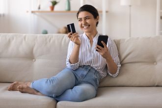 Prepaid Kreditkarte mit Hochprägung